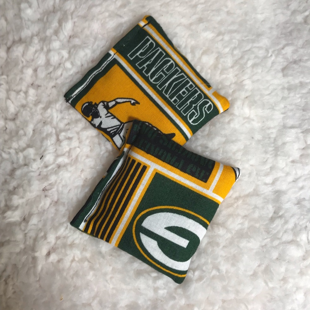 Set of 4 Regular Packers re-usable hand warmers